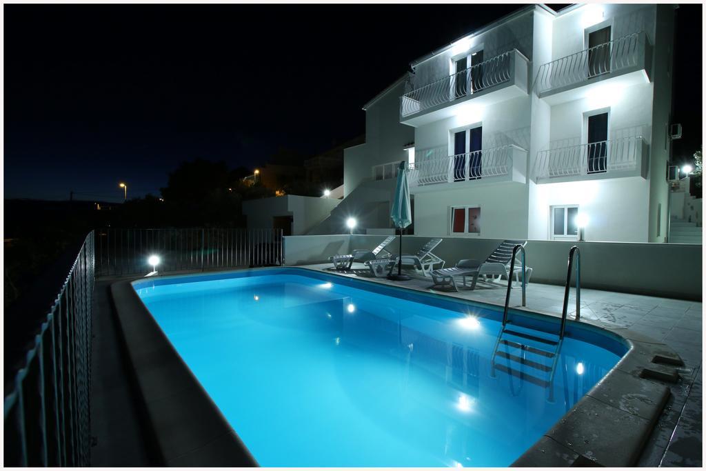 Apartments Huljev Primosten Bagian luar foto